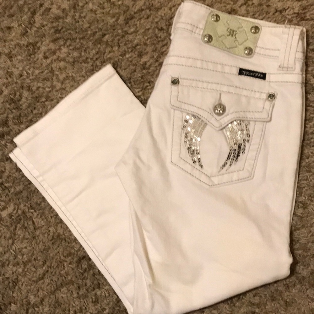 🌟 Flawless White Miss Me Capri